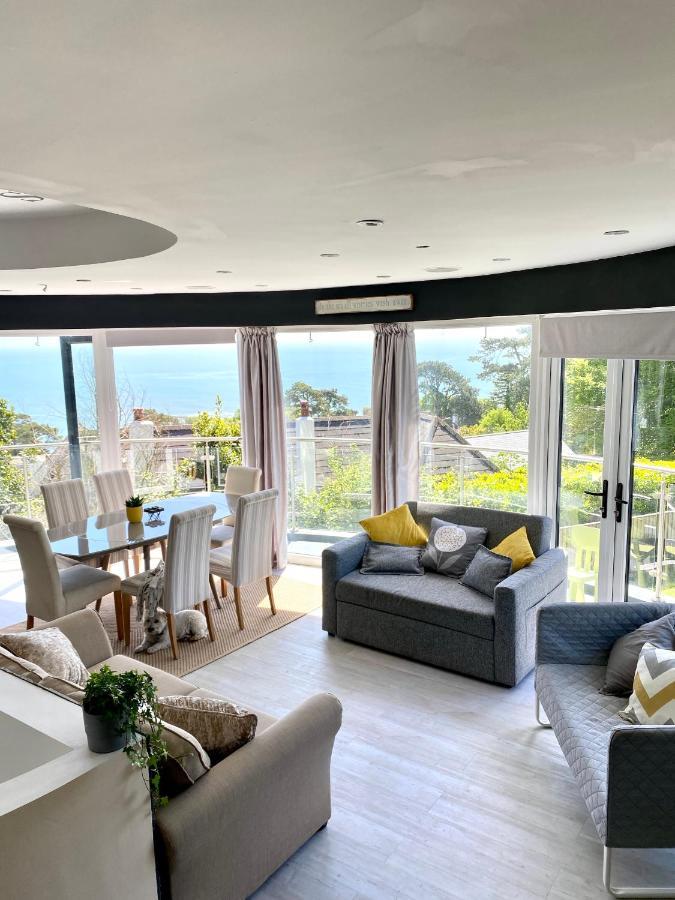 One Of The Best Properties In Lyme! Breathtaking Views Across The Whole Bay. 3 Stories With 2 Tier Veranda Around The Property. Sleeps 6 Lyme Regis Kültér fotó